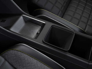 ORGANIZADOR PEQUEÑO NEGRO PARA EL NUEVO RENAULT 4